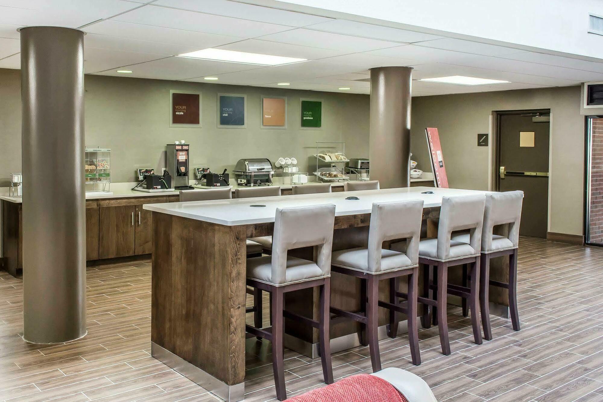 Comfort Suites Near Potomac Mills Γούντμπριτζ Εξωτερικό φωτογραφία